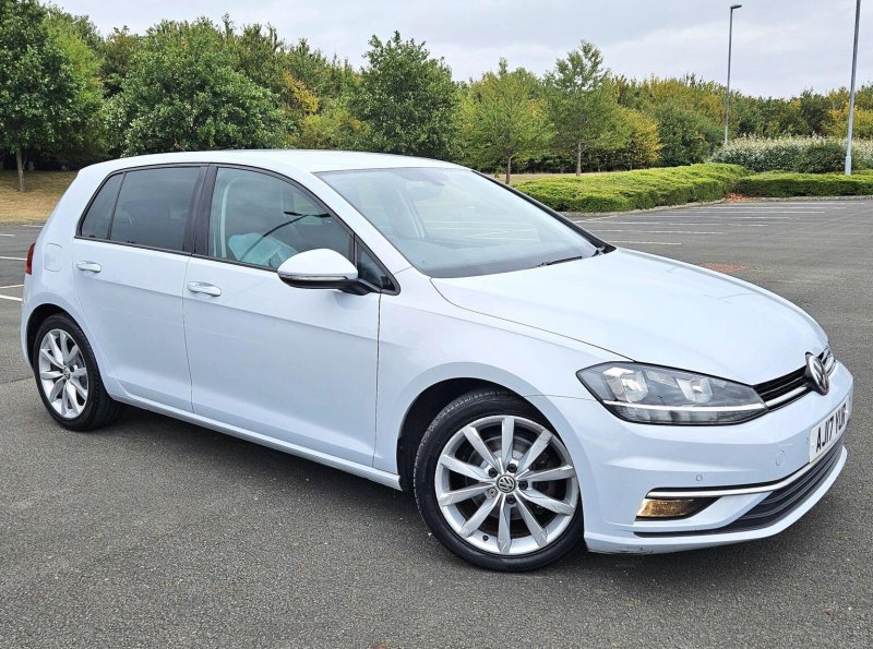 VOLKSWAGEN GOLF 1.6 TDI BlueMotion Tech GT Euro 6 (s/s) 5dr