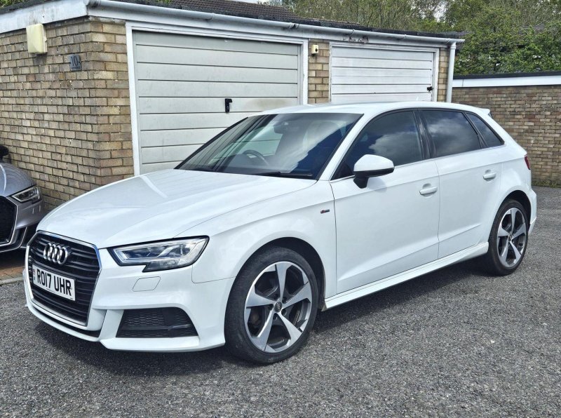 AUDI A3 1.6 TDI S line Sportback Euro 6 (s/s) 5dr